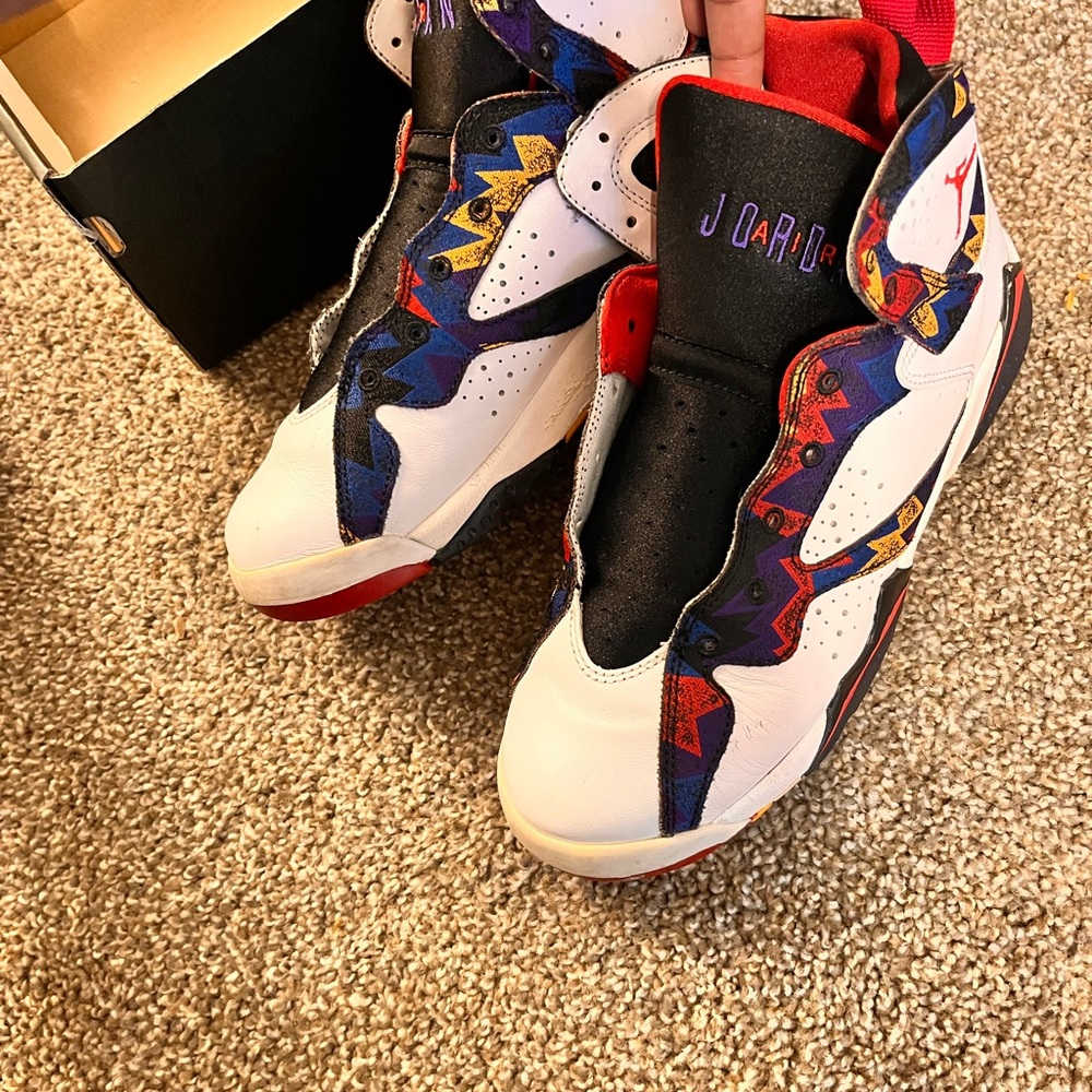 Jordan Retro 6 Kids (Sweater)